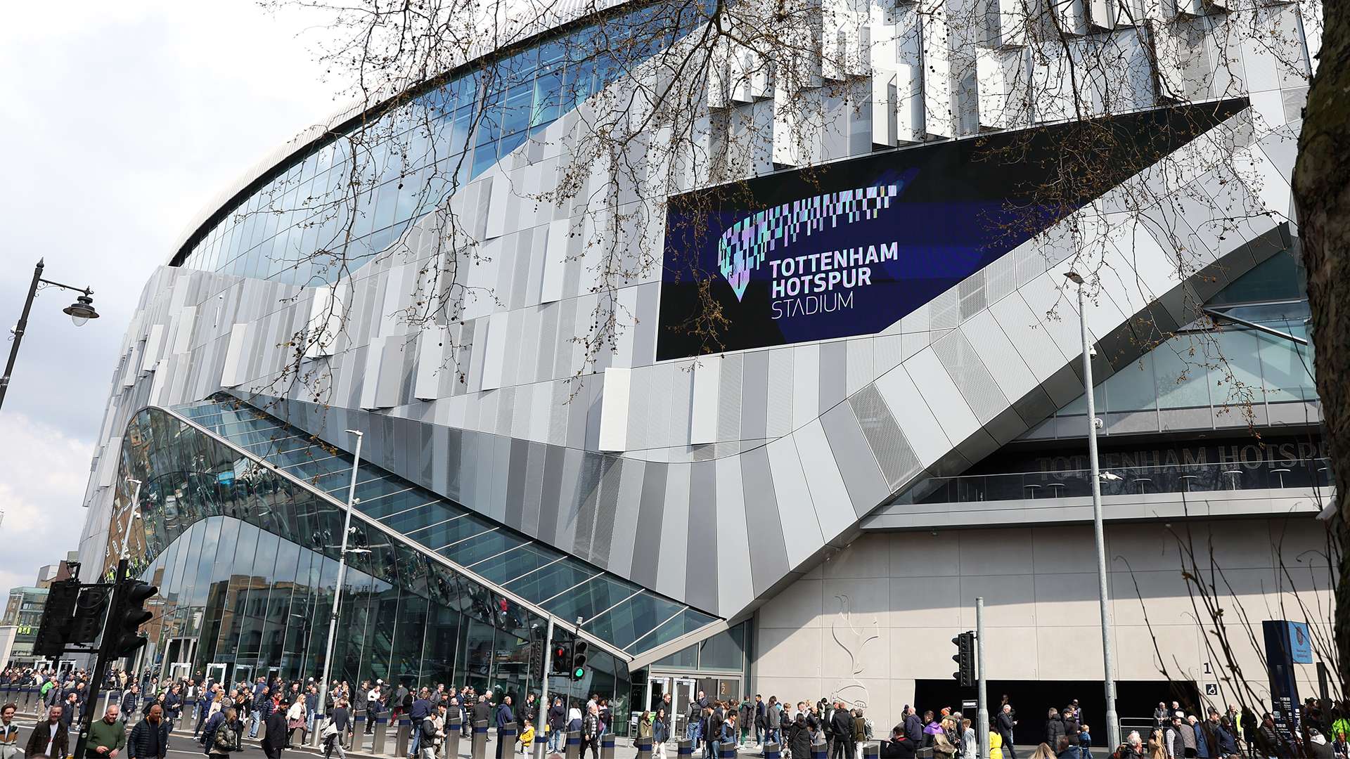 在紧锣密鼓 在紧锣密鼓