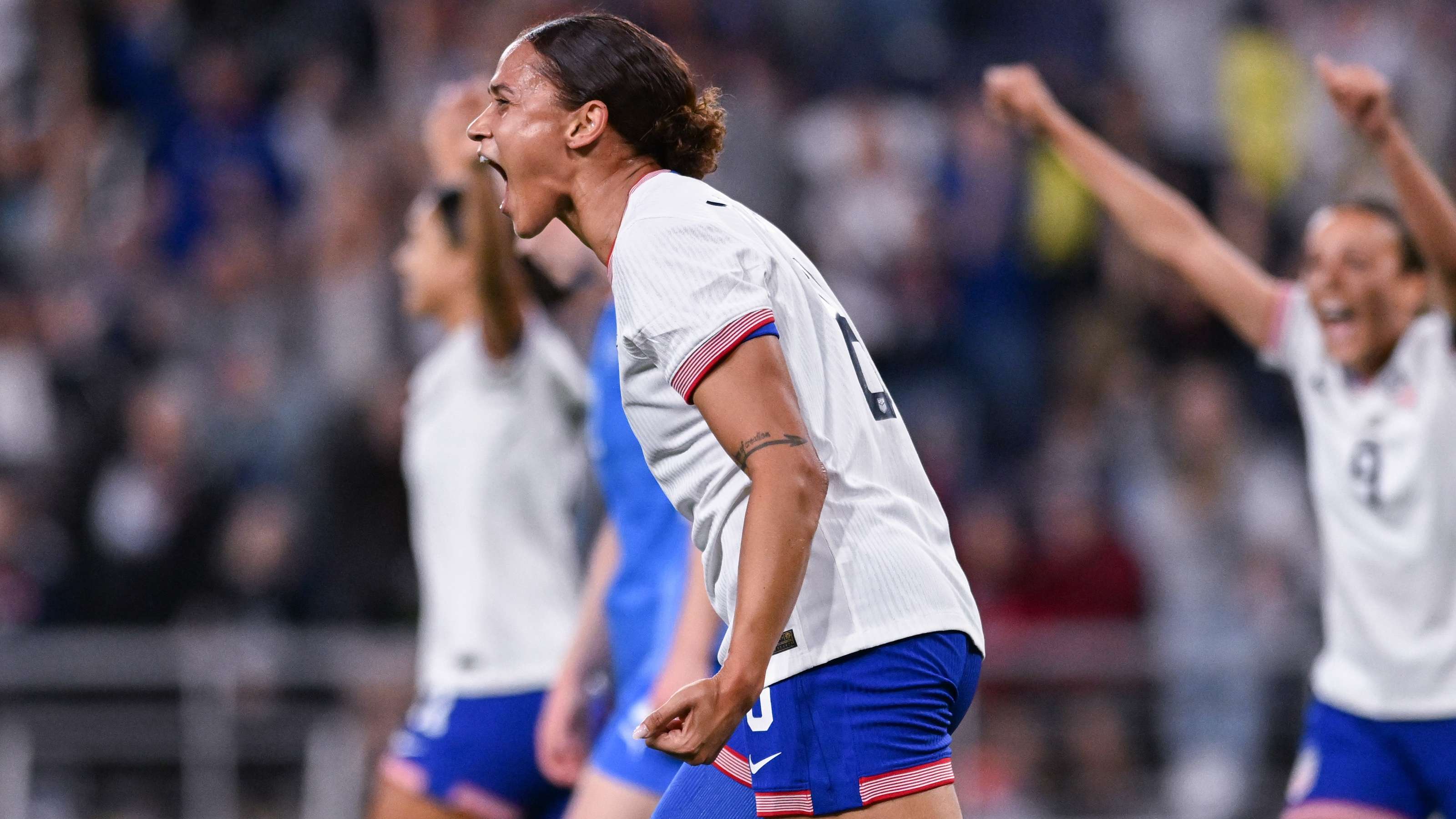 在这场激烈 在这场激烈